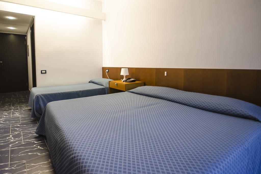 Grand Hotel Helios Тарквиния Номер фото